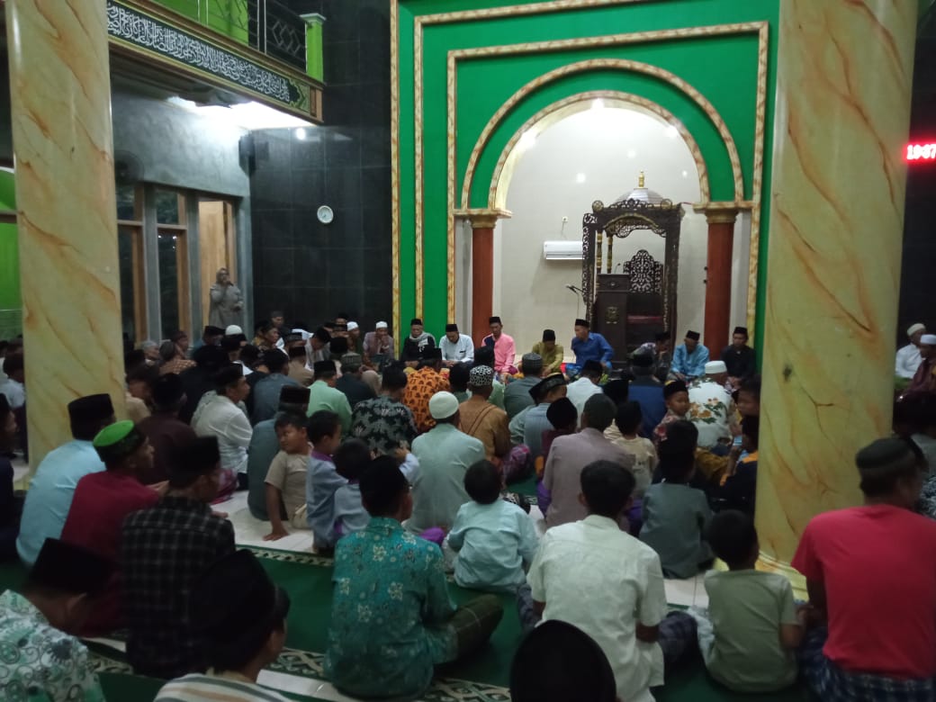 Kegiatan Maulid Nabi Muhammad SAW 1447 H/ 2026 Bertempat di Masjid Nurul Falah Desa Singawada dihadiri oleh seluruh Masyarakat sekitar
